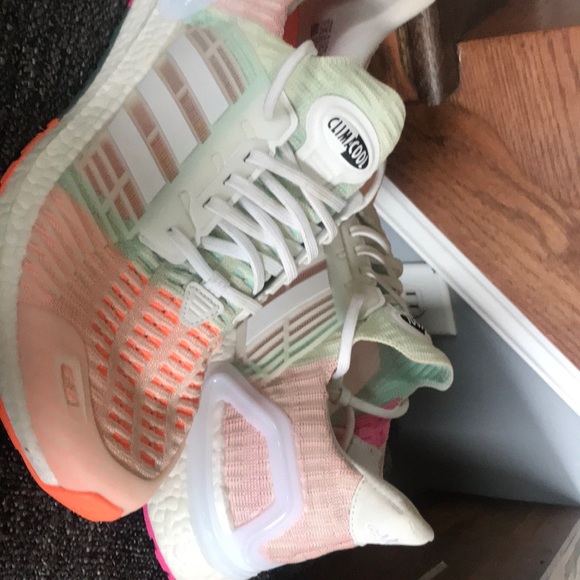 Adidas Shoes - Picture 5 of 5